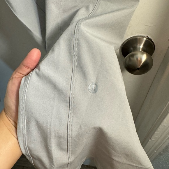 Lululemon women’s pants size 12 BNWT - Picture 3 of 4